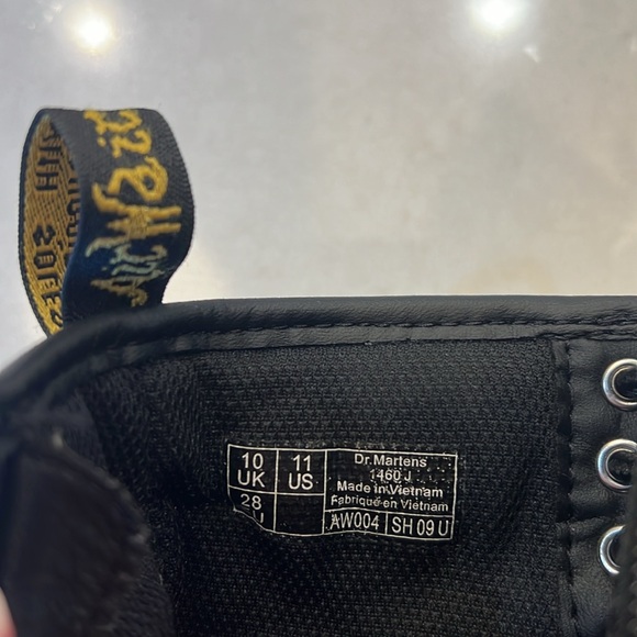 Dr. Martens 1460 J Black Leather Lace Up Boots sz 11 - Picture 7 of 10